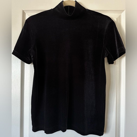 GAP Velvet Top - Picture 2 of 9